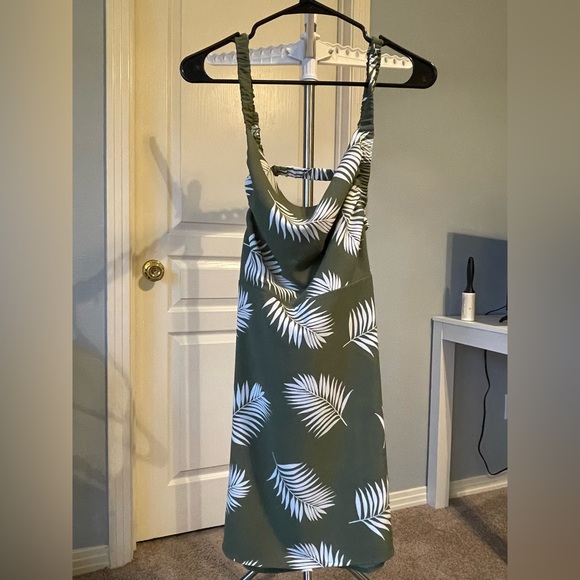 Green Palm Print Dress - Picture 3 of 4